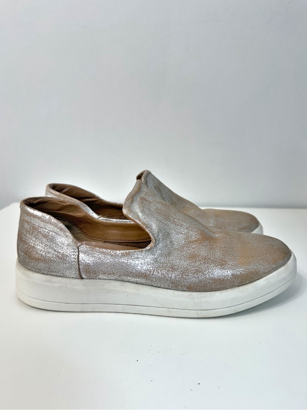 Diba True Youth Full Silver Metallic Leather Slip On Sneaker Loafer Causal Sz 8